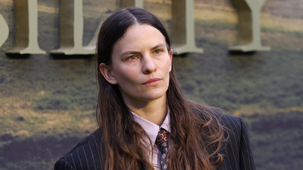 Sense & Sensibility director defends non-binary actor Eliot Sumner's ...