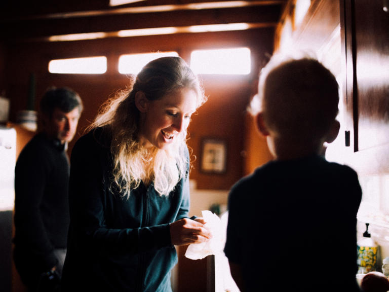 In 'You Can See Everything,' Elizabeth Holmes meets her equal in ...