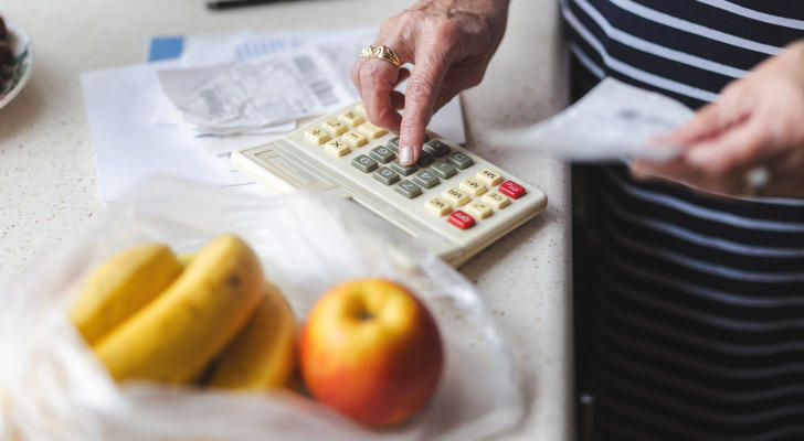What are you cutting back on?: Canadian families are store-hopping to ...