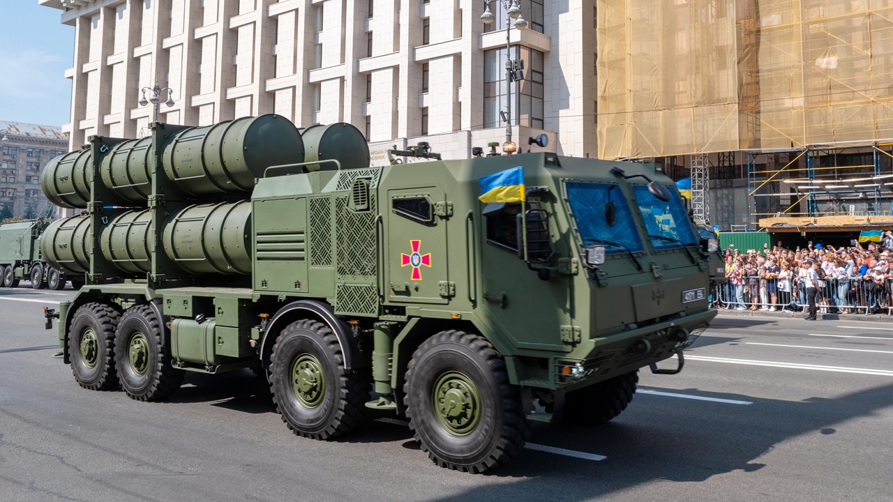 Ukraine just destroyed four Russian aircraft with anti-ship missiles?