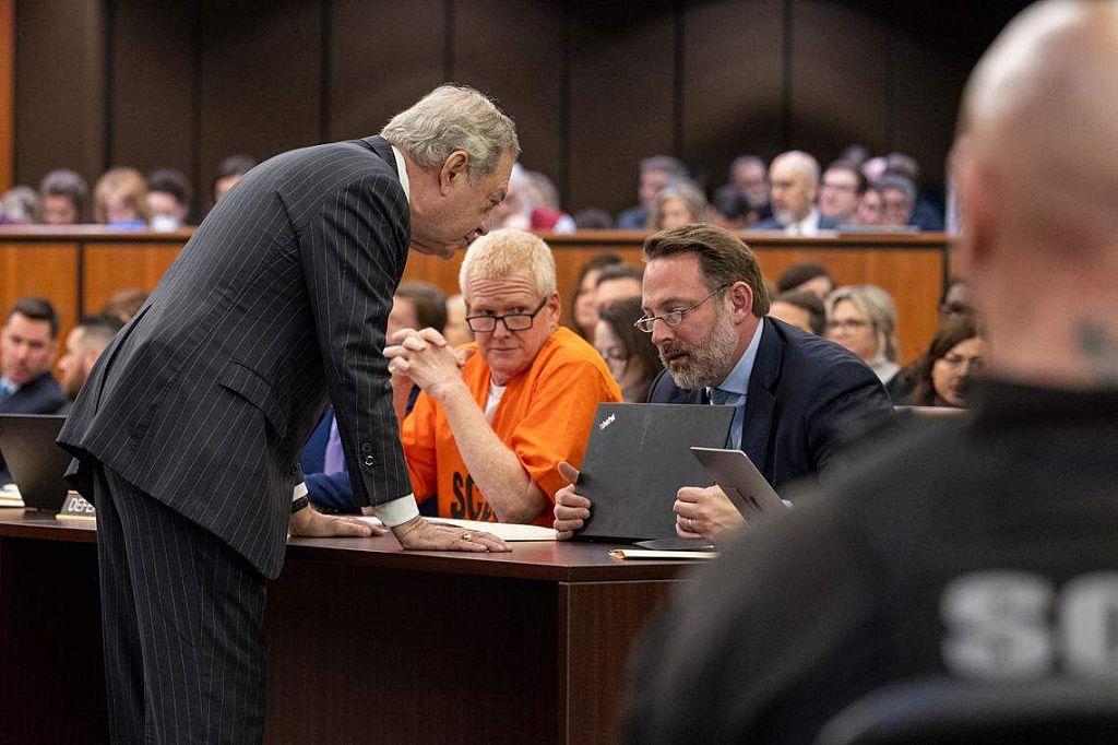 Alex Murdaugh defense wins request for new DNA testing ahead of retrial