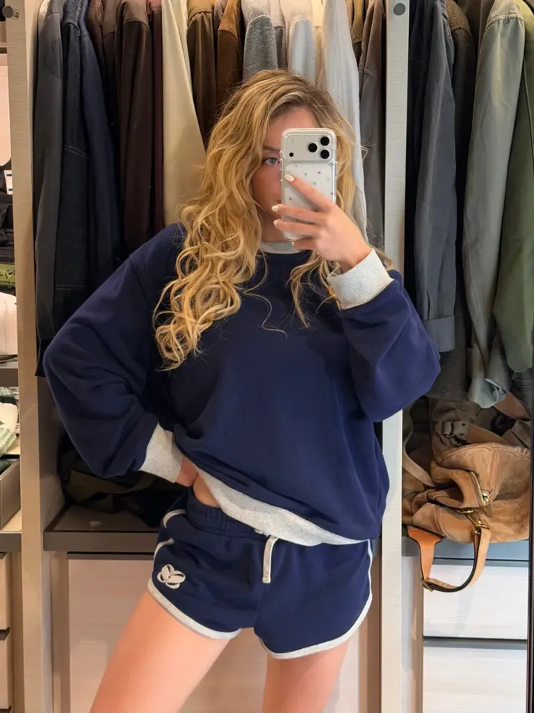 Sydney Sweeney models SYRN loungewear in a cozy mirror selfie as her ...