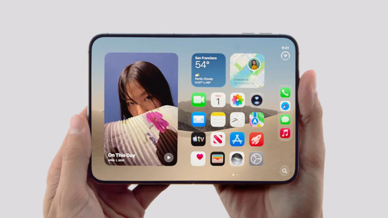 iPhone Duo Crackgate: Apple responds after users report display cracks ...