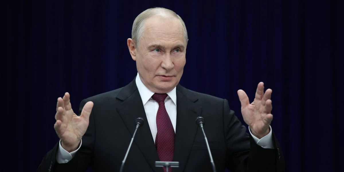 Paranoid Putin's obsessive fear of death made him start to confiscate ...