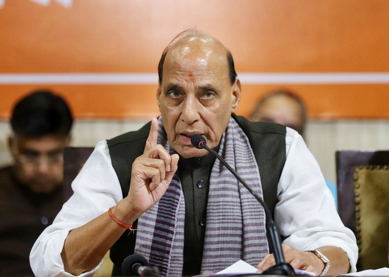 Rajnath accuses Congress of 4 sins: Emergency, anti-Sikh riots, firing ...