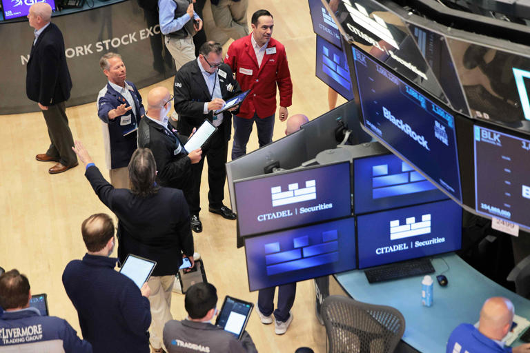 5 things to know before the stock market opens on Friday
