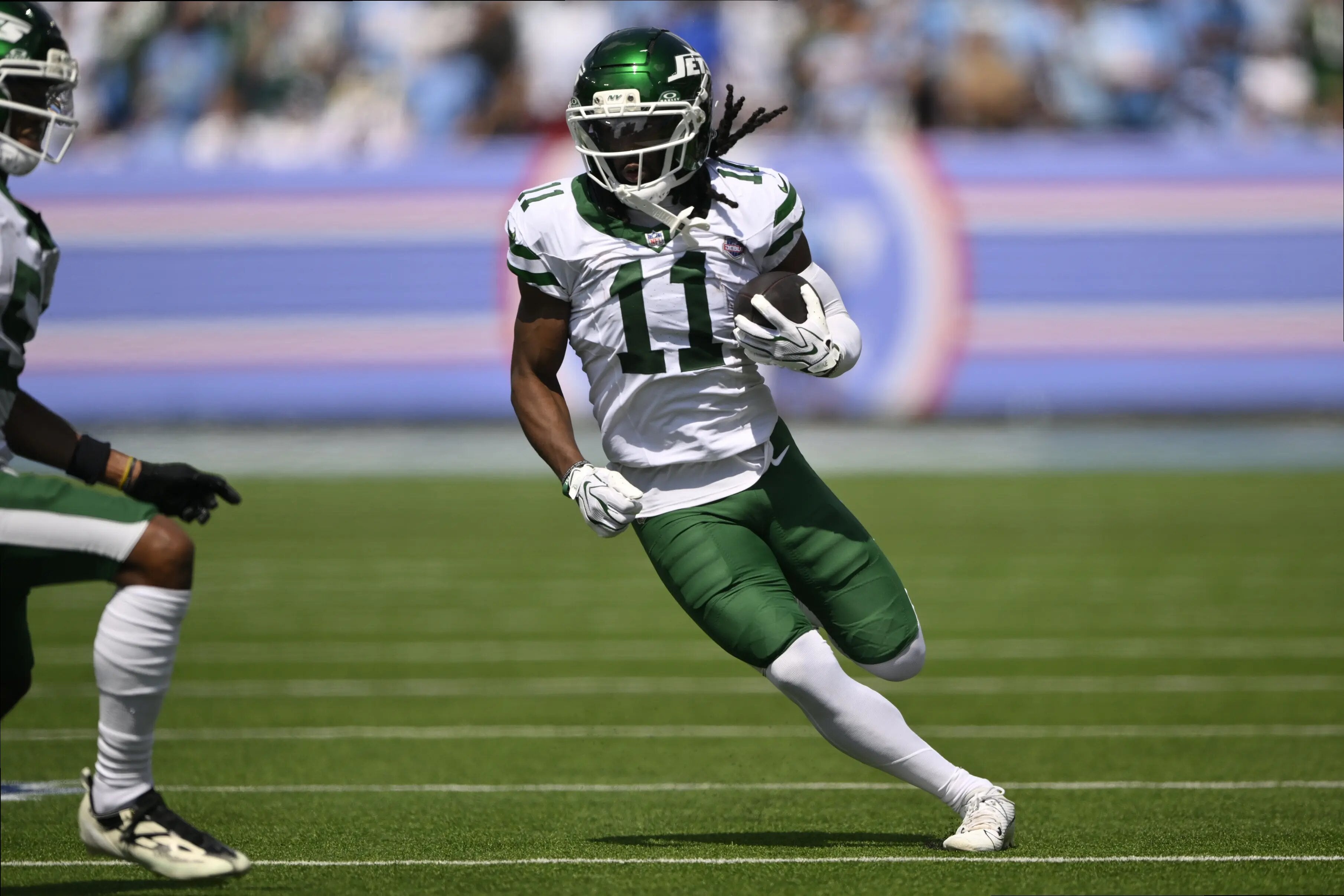 Injury-riddled Jets get good news with Omar Cooper Jr. return