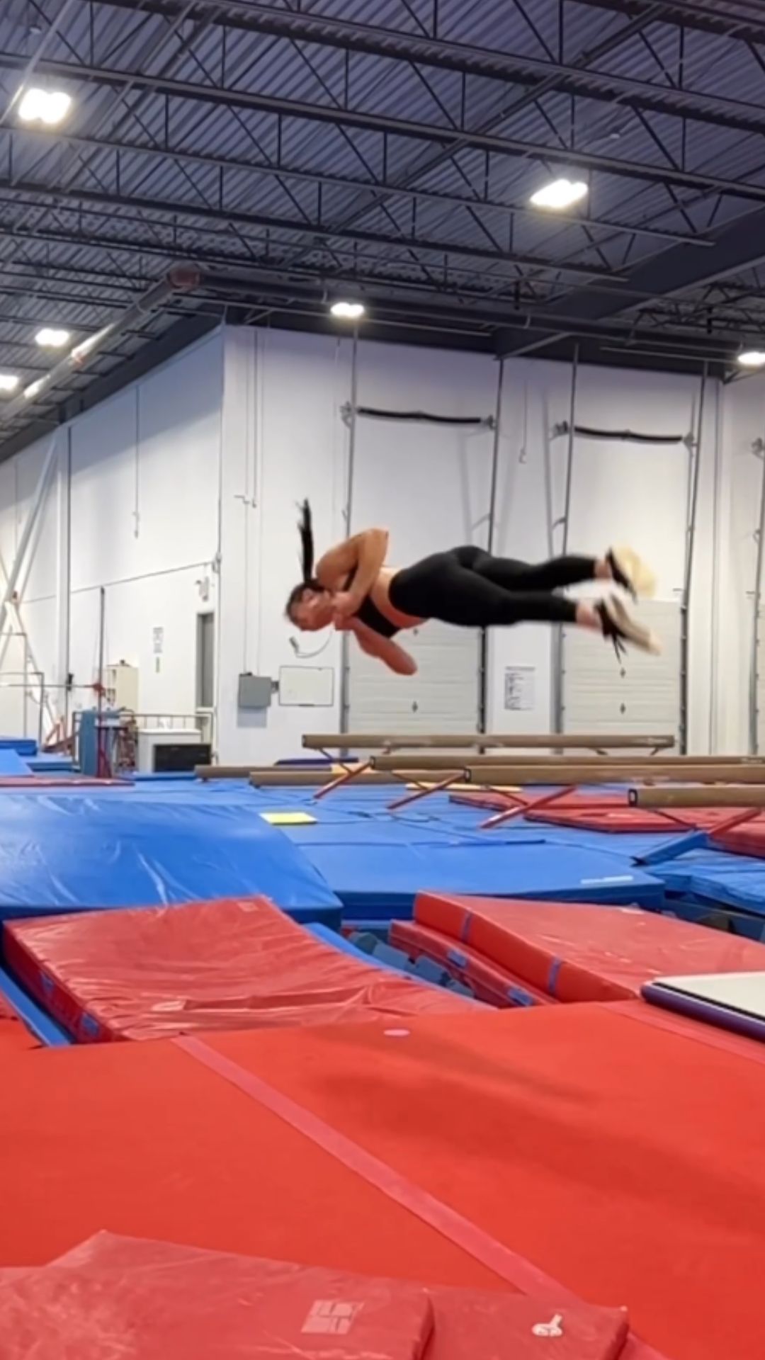 How calisthenics builds strength and control through bodyweight training