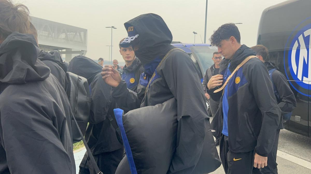 Video - L'Inter verso Bologna: l'arrivo del gruppo a Rho-Fiera