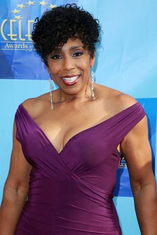 Dawnn Lewis gets emotional reflecting on “A Different World” return: ‘I ...