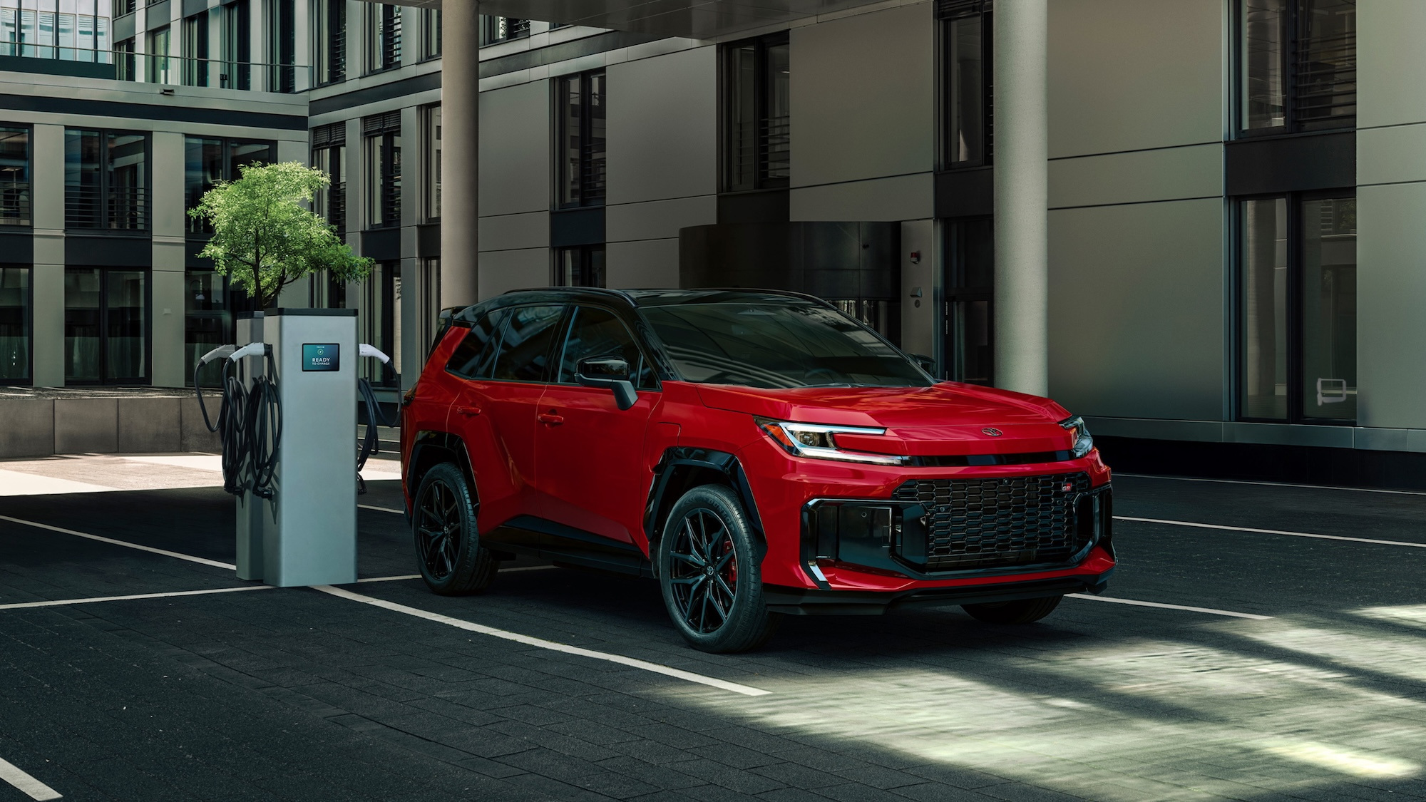 Toyota entreprend un premier rappel sur certains RAV4 hybrides ...