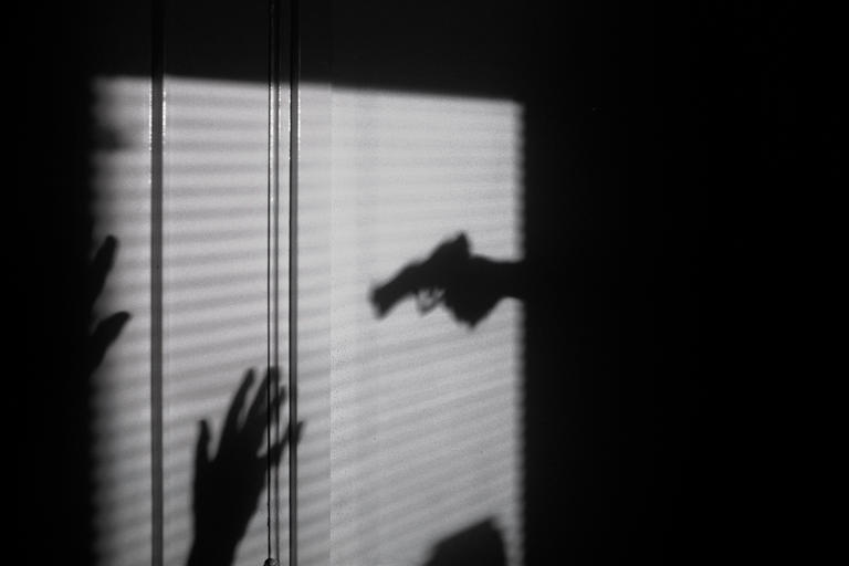 People are sharing what it was really like to date a sociopath