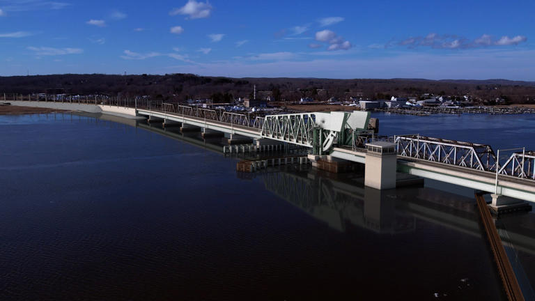 Connecticut River Bridge construction project heading into next ...