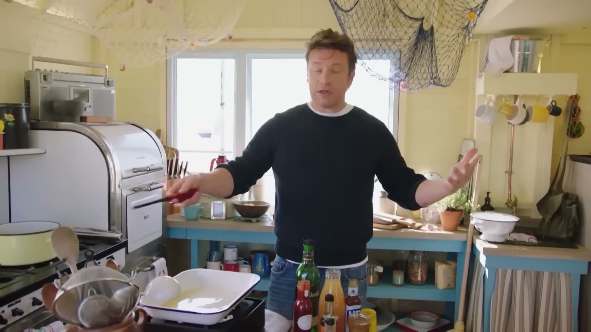 Finger lickin' ribs recipe for the weekend | Jamie & Jimmy's Food Fight ...