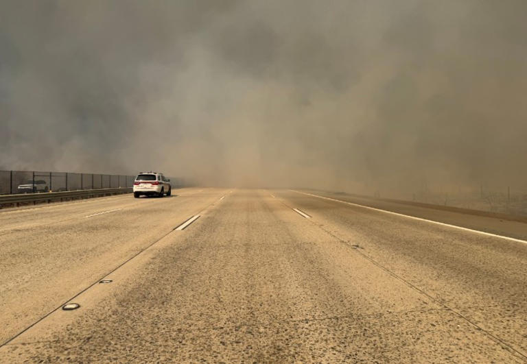 Brush fire at Camp Pendleton continues to spread, prompting more ...