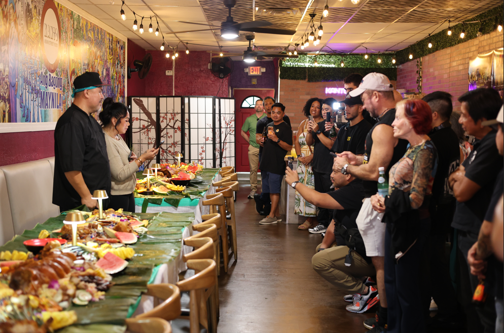 South Florida Filipino community keeps boodle fight tradition alive ...