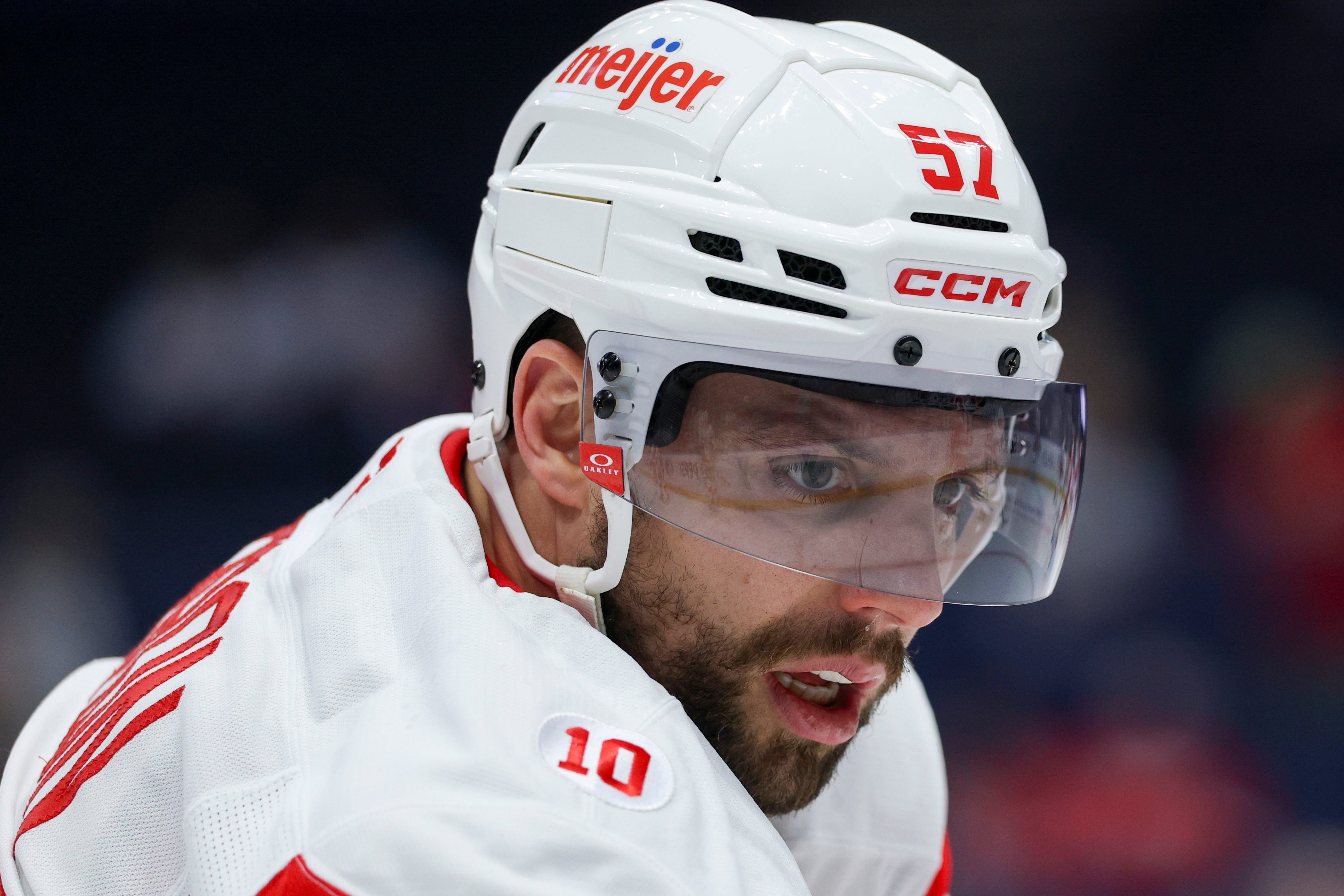 Dallas Stars sign forward David Perron to one-year contract