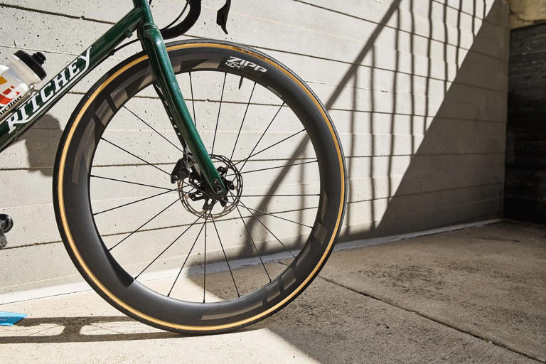 Zipp’s cheapest carbon wheelset has a lifetime warranty—but road riders ...