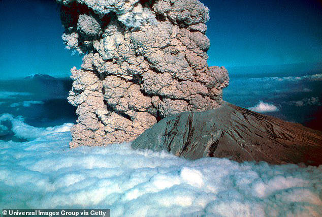 America's deadliest volcano sparks urgent warnings after volcanic ash ...