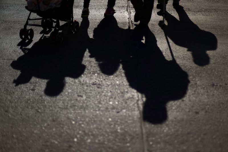 Chile's pension funds requested curbs on interest-rate bets before ...