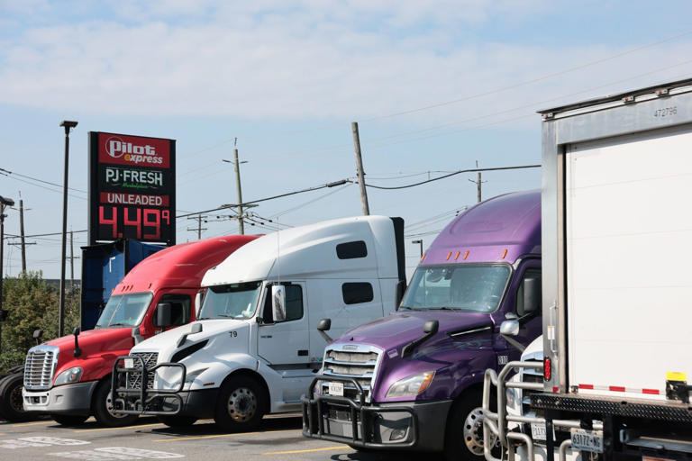 For one grocery chain, the cost to ship lettuce now tops the lettuce ...