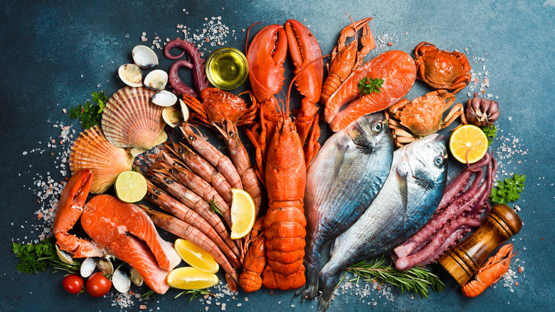 One Look At This Seafood Dish And You'll Know How Wild Food In The '70s Got