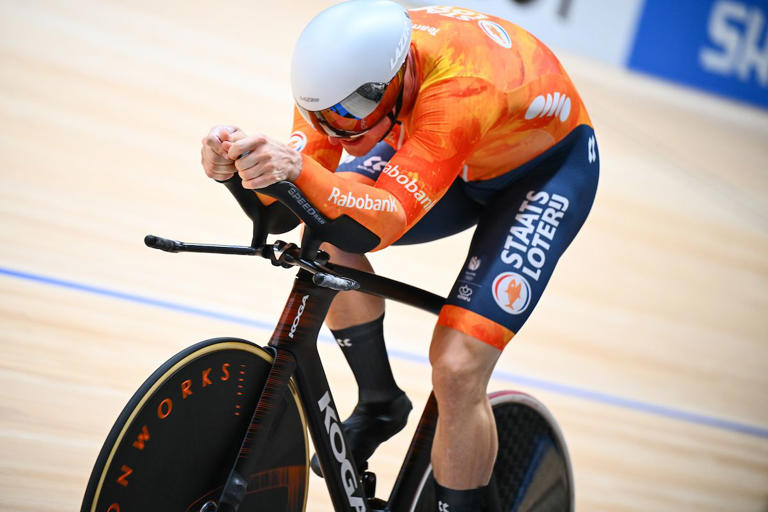 Track World Championships: Great Britain adds two more gold medals on day 3