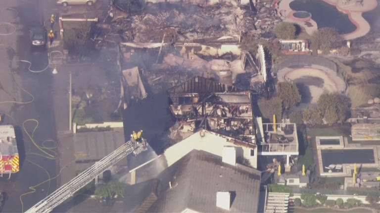 570-acre Norte fire burns homes in San Clemente, San Juan Capistrano ...