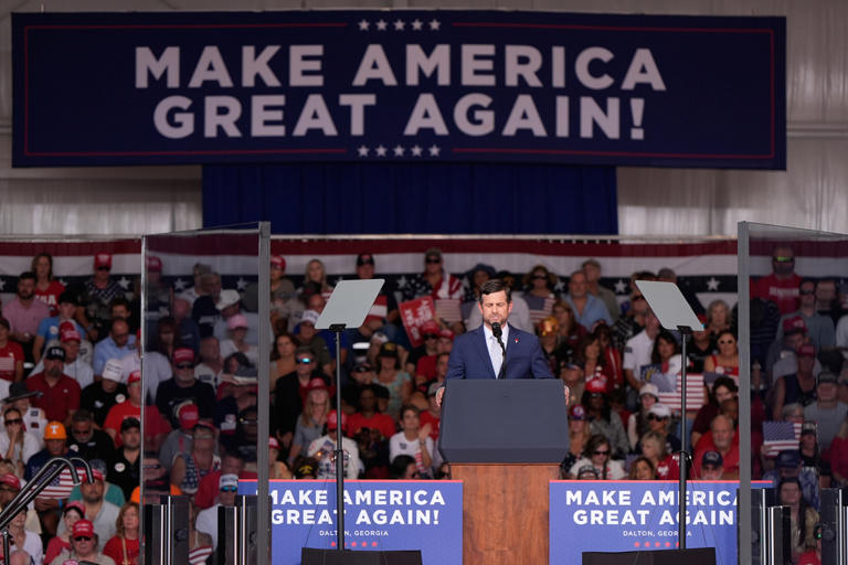 Trump hits Georgia to rally Republicans despite party divisions in ...