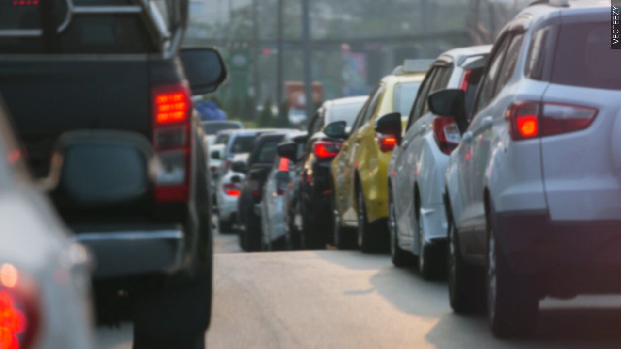 AAA study reveals traffic data ahead of National Slow Down Move Over Day