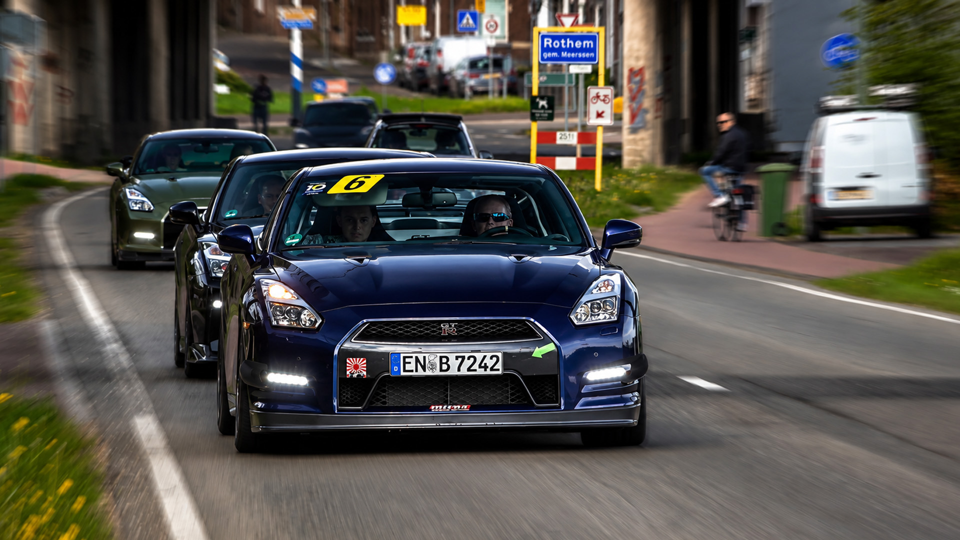 The Nissan GT-R R35 delivers a raw display of turbocharged power