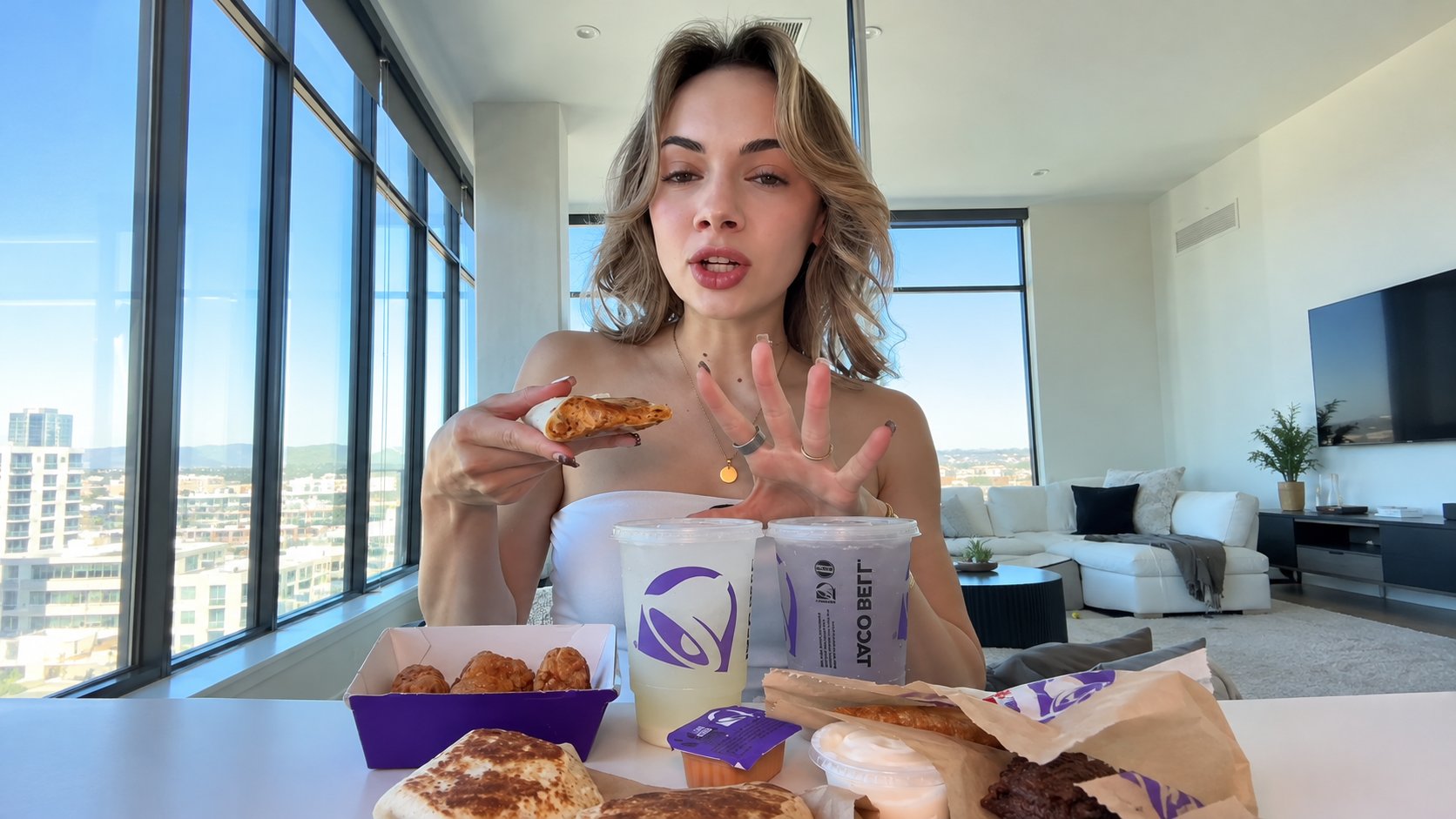 Trying new Taco Bell items