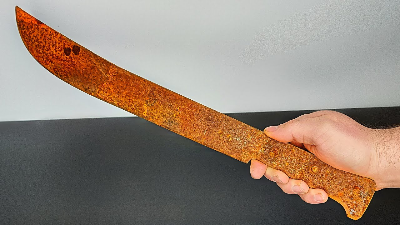 I turned a rusty blade into a mirror finish