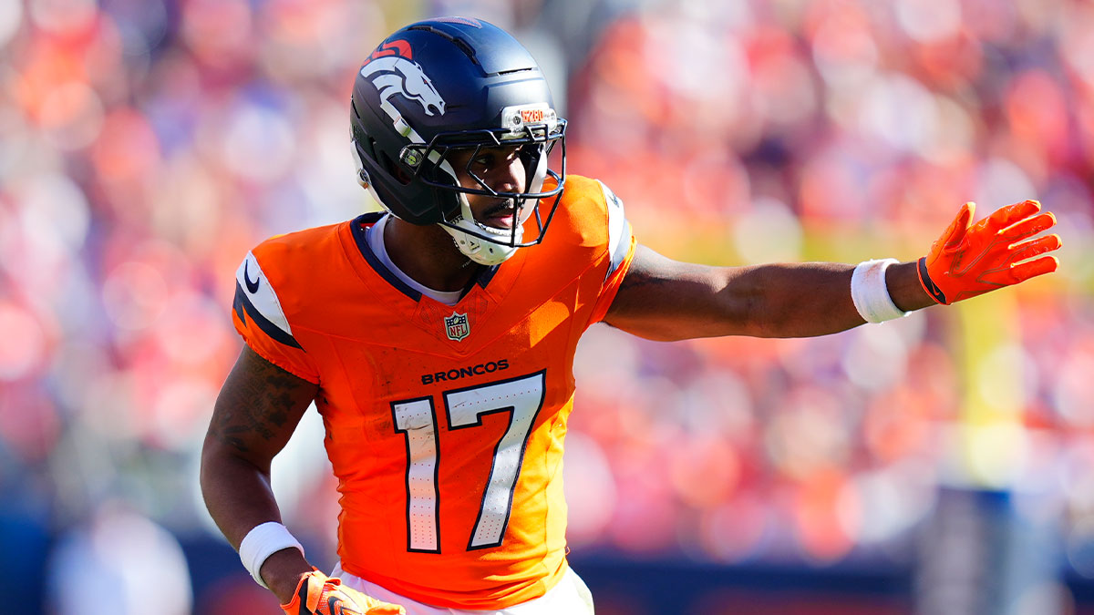 Broncos’ Jaylen Waddle injury update puts Chiefs game status up in air