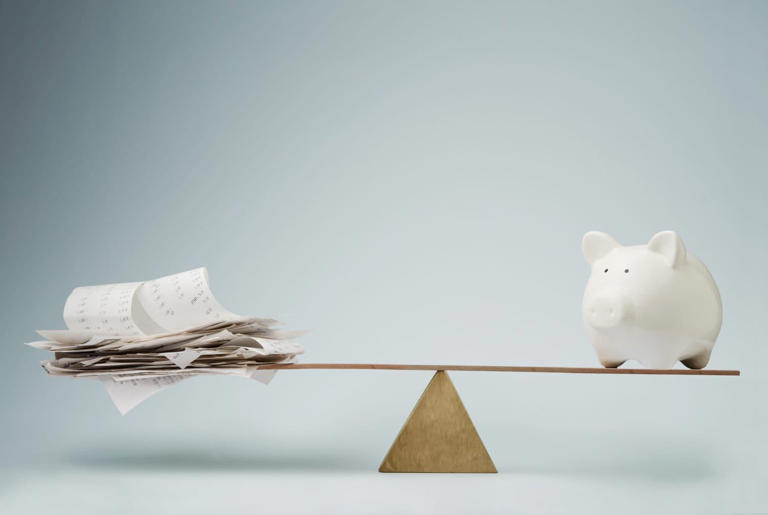A $650,000 lump sum or $4,000 a month for life. Your company pension ...