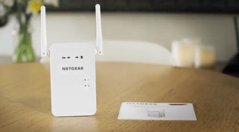 Wi-Fi extender vs. powerline adapter: The best internet dead zone fix ...