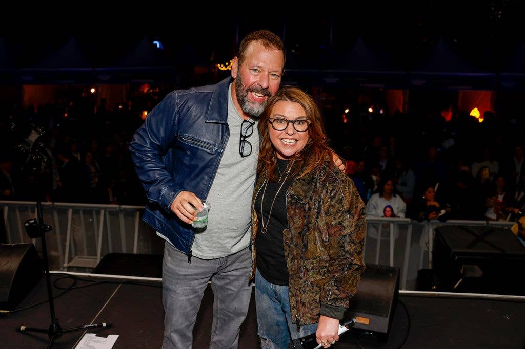 Rachael Ray, 58, turns heads as she makes rare public appearance in New ...