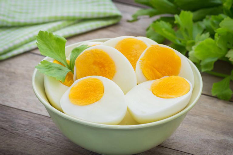 Peel boiled eggs easily every time by adding just 1 ingredient to ...