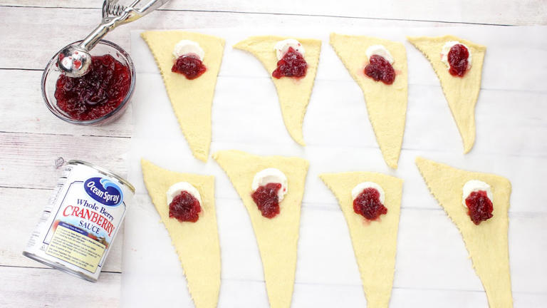 These Stuffed Crescent Rolls Will Be Fantastic Served At A Holiday Meal ...