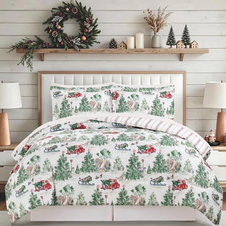 Macy's charming $33 8-piece holiday comforter set adds a cozy, festive ...