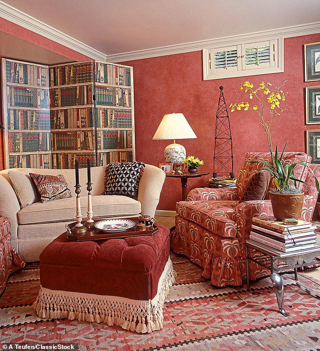 90s interiors are back! Here's how to style yours without looking dated