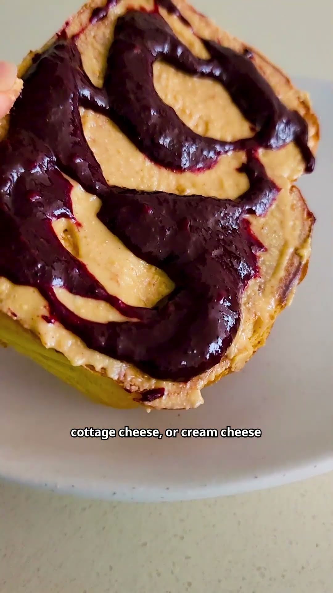 5-minute easy berry jam recipe (no pectin, small batch!)