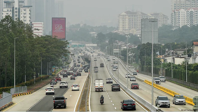 Khói mù từ Indonesia lan rộng, ASEAN cảnh báo mức cao nhất