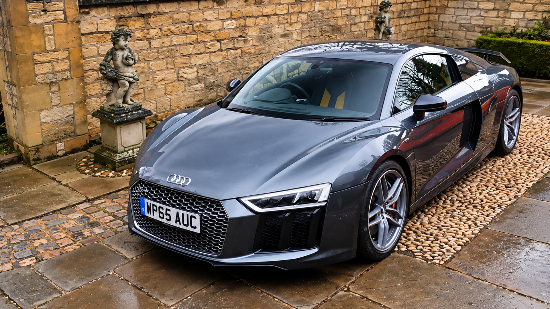 First impressions of the new Audi R8 with Jude