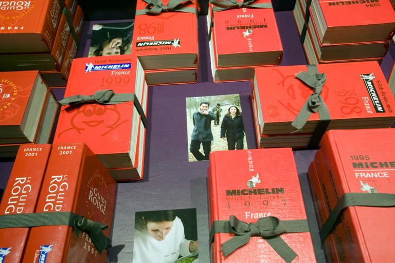 Tom Colicchio says it's time to start ignoring the Michelin Guide