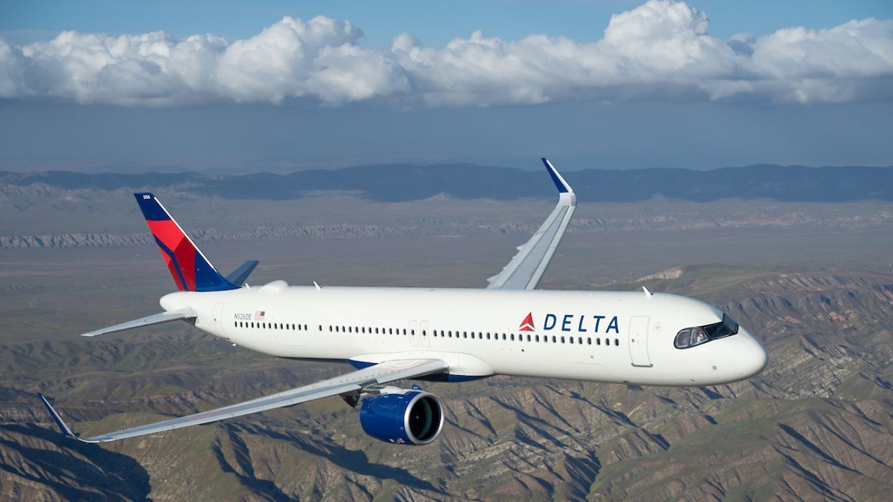Delta flight attendant cabin crew dispute disrupts flight to Detroit