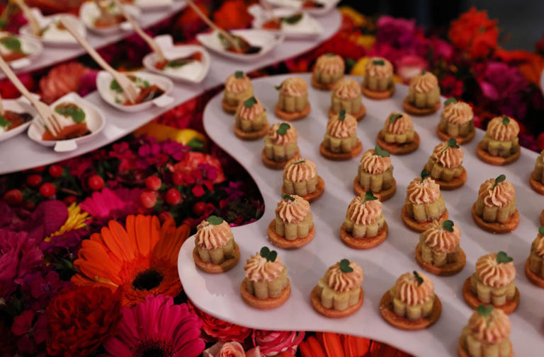 Tom Colicchio says it's time to start ignoring the Michelin Guide