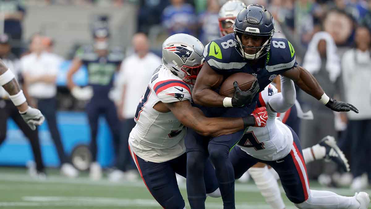 Field Yates blasts 'chemically unbalanced' Seahawks offense after ...