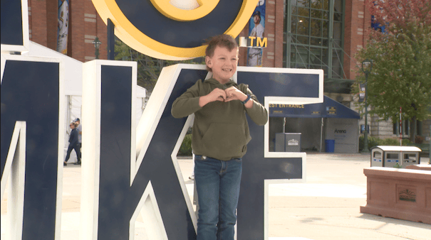 Brewers fans celebrate World Series berth as limited-edition gear hits shelves