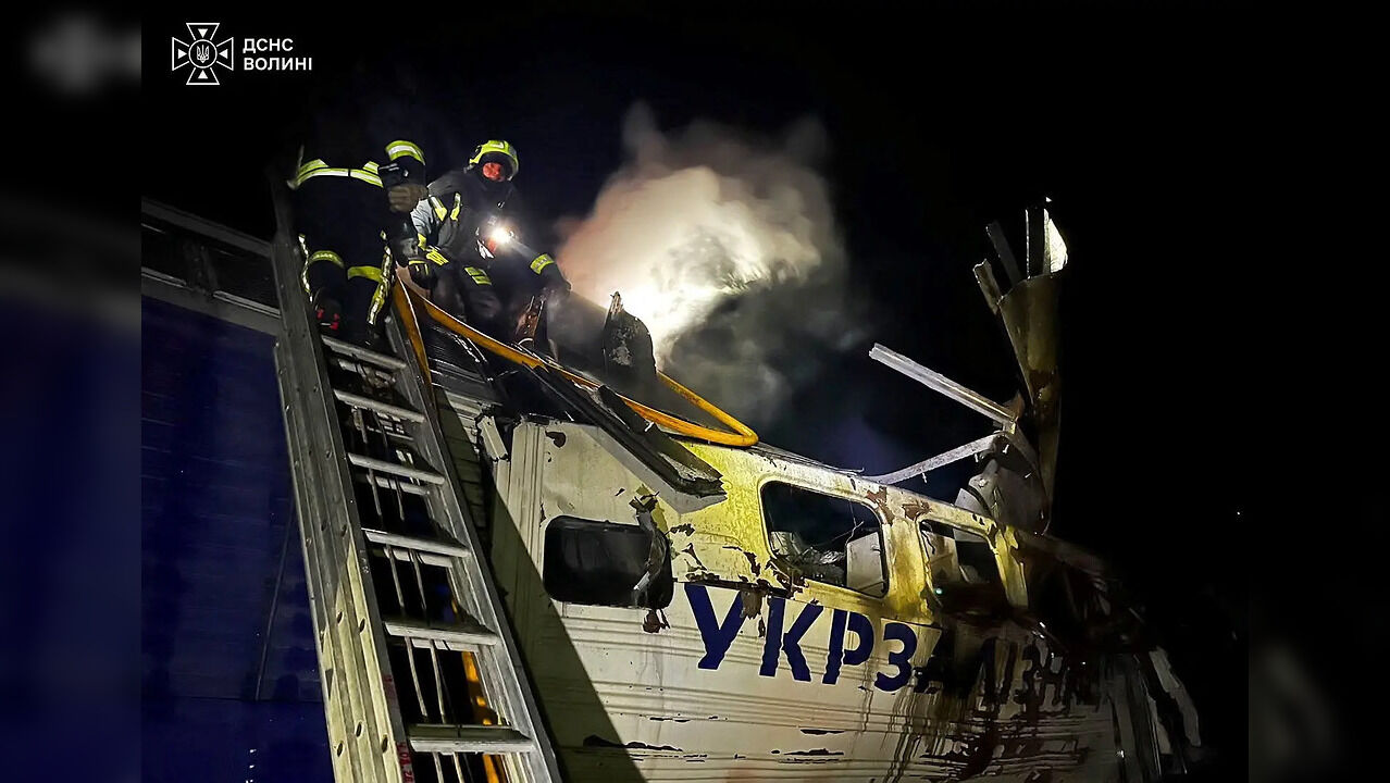 Russian attacks kill 8 in Ukraine, cut power to over 1 million